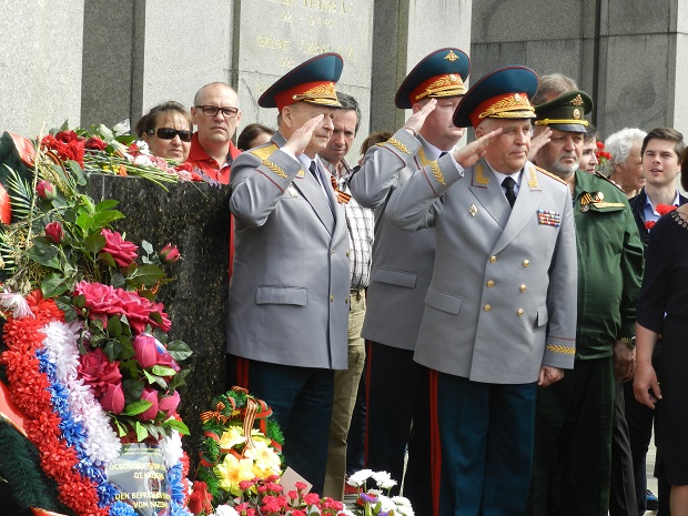 Видео День победы Берлин 9 мая 2015