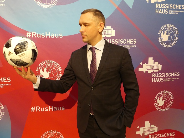 Русский дом в Берлине проведет 8 июня 2019 Первый Всегерманский турнир по футболу