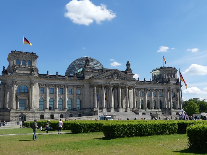 В Германии планируют сократить число парламентариев в 2025 году