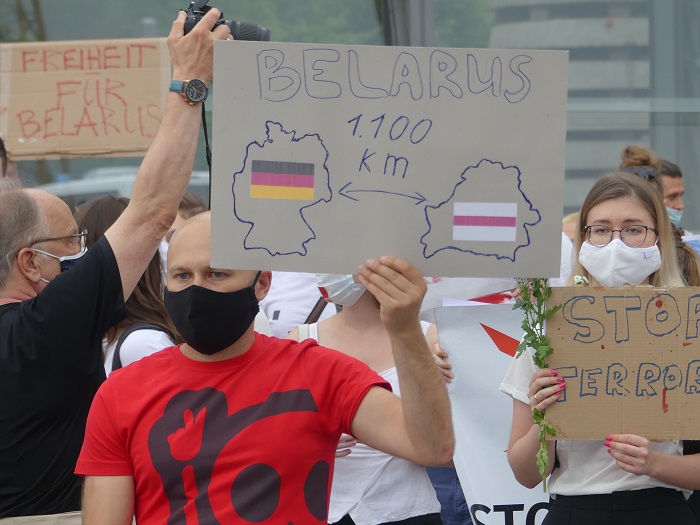 Канцлер ФРГ Ангела Меркель осудила насилие в отношении протестующих в Беларуси