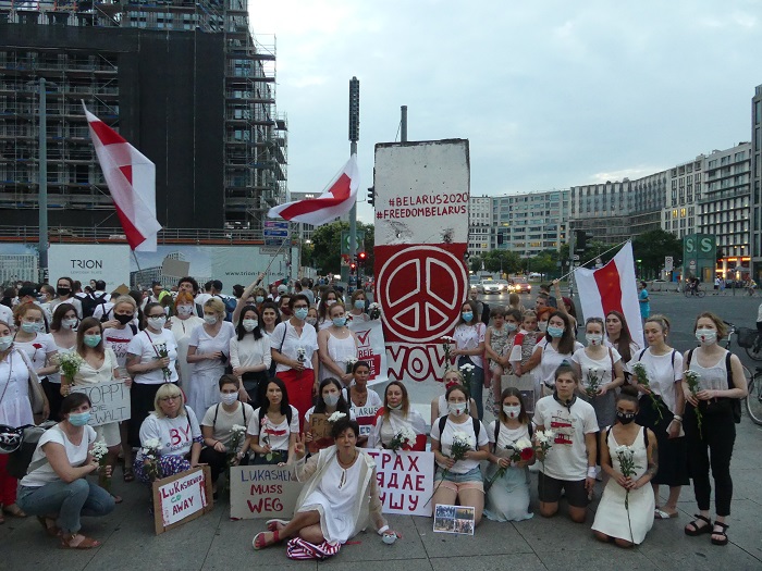 Акция солидарности в Берлине с протестами в Беларуси после выборов 14 августа 2020