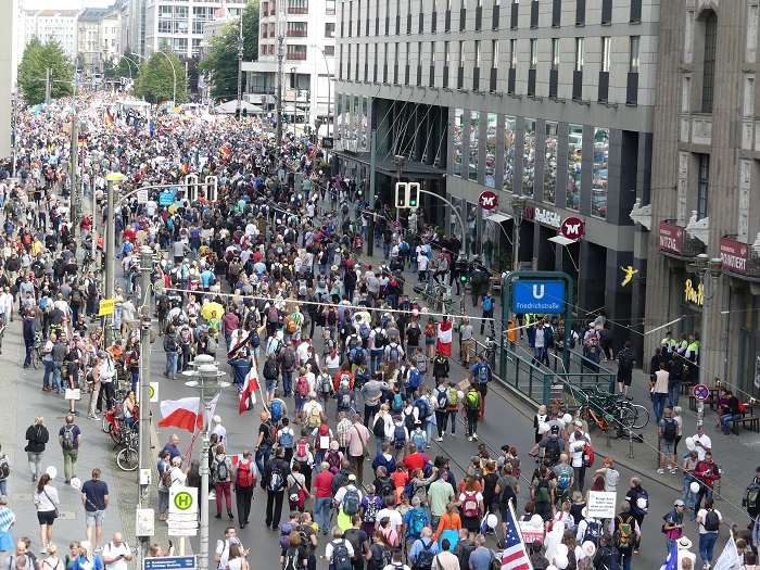 13 марта в 13.00 во всех земельных столицах Германии пройдут демонстрации против ограничений