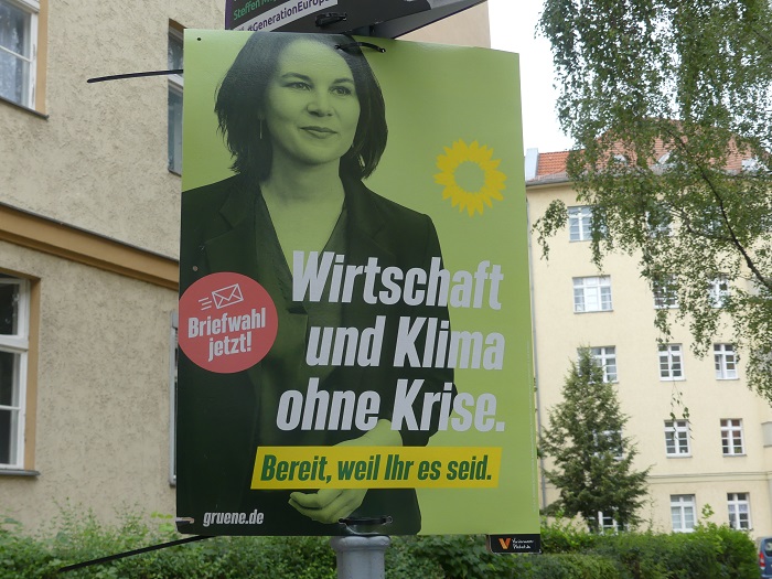 В Германии активисты требуют 100 миллиардов для защиты климата