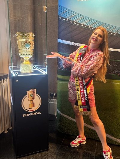 Миссис Германия-2023 Анна Шнайдер верно предсказала победителя Кубка Германии 2023 по футболу